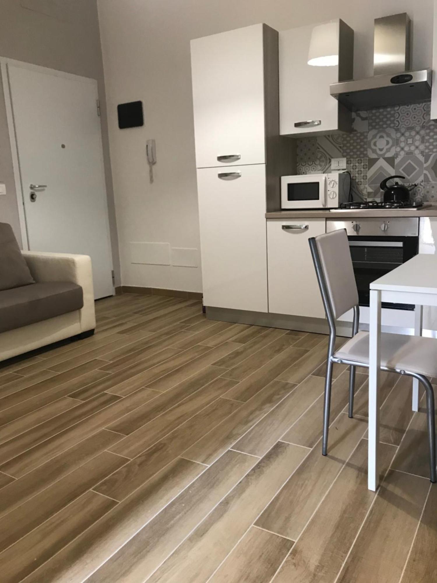 Santa Croce,14 Apartments Болонья Екстер'єр фото