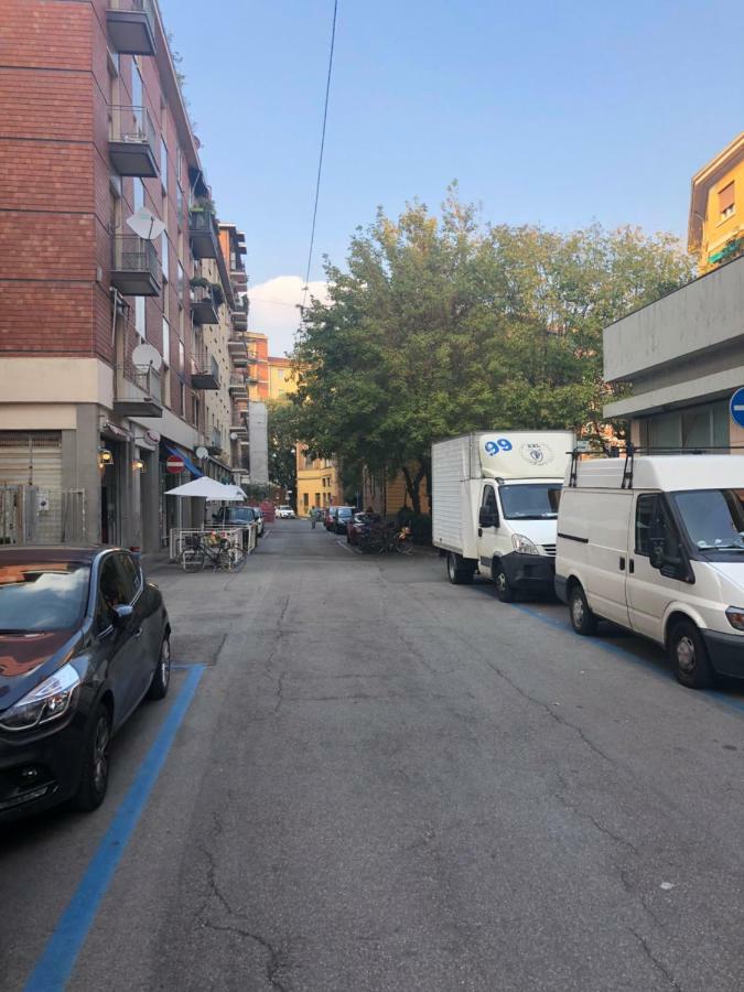 Santa Croce,14 Apartments Болонья Екстер'єр фото