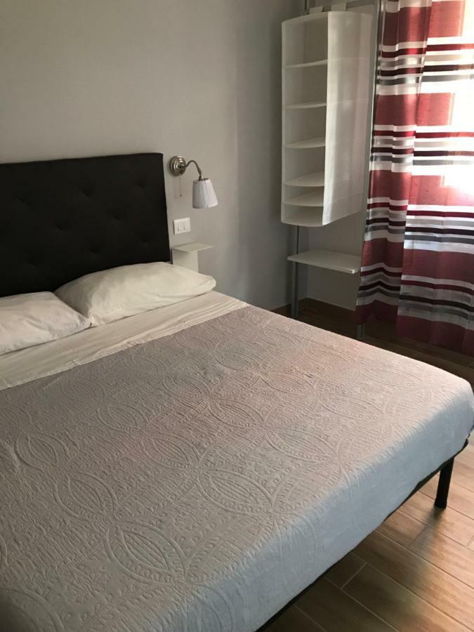 Santa Croce,14 Apartments Болонья Екстер'єр фото